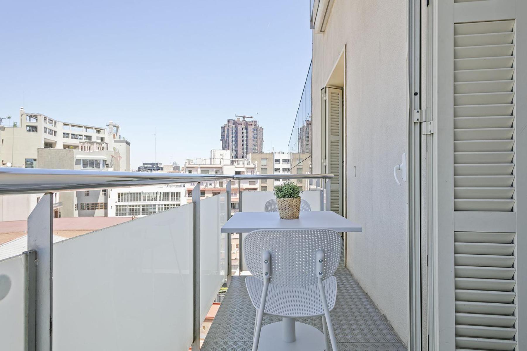 Ola Living Plaza Catalunya Apartment